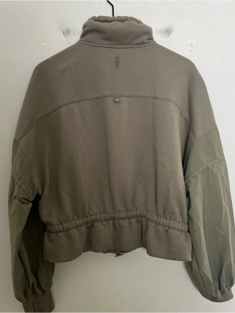 FREE PEOPLE- Movement From The Top Sweatshirt Olive Green Size M - Picture 5 of 8